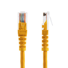 StarTech.com Câble de brassage UTP Cat5e moulé jaune de 2 pieds